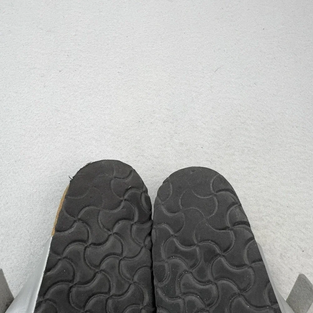 Birkenstock Mayari Sandals Womens Size 8 Silver Strappy Cork Footbed Comfort